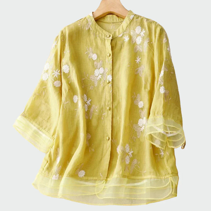 Siuvinėta marškinė