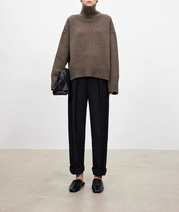 ELIANA I Aukšto kaklo megztinis