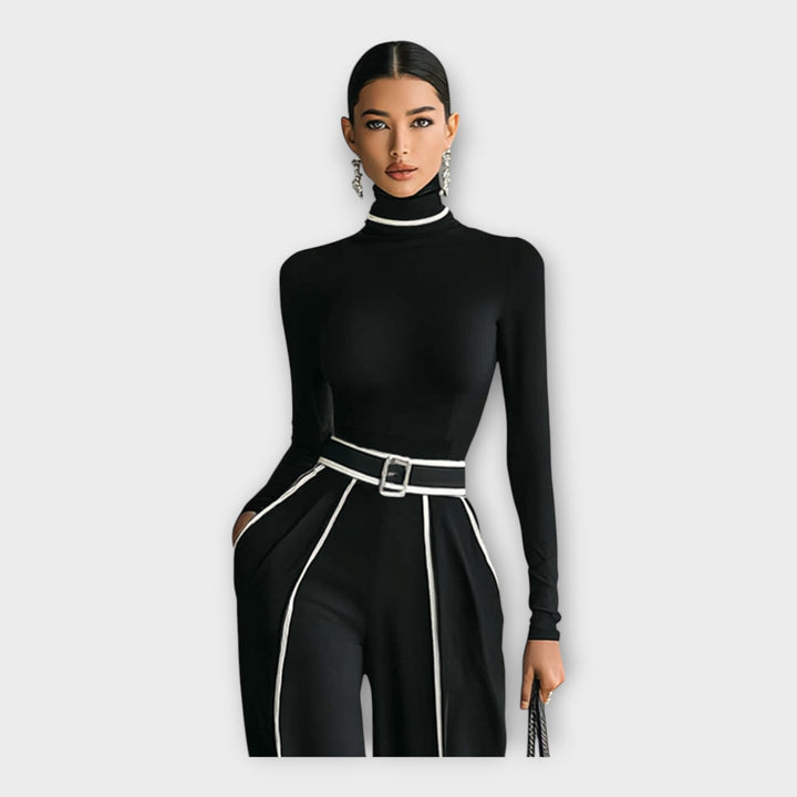 Stilingas minimalistinio dizaino viso kūno kostiumas