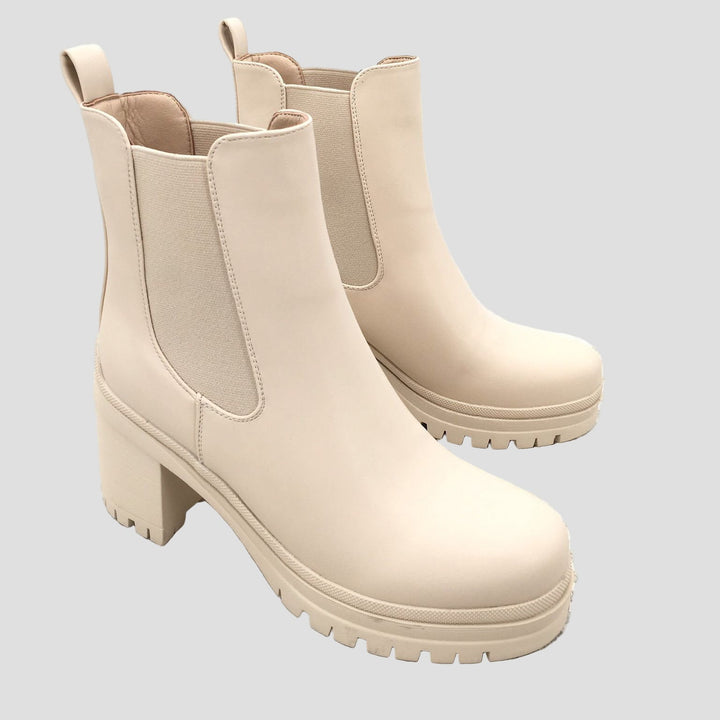 Rūtenė - Bežinės Pakulnės Katytė