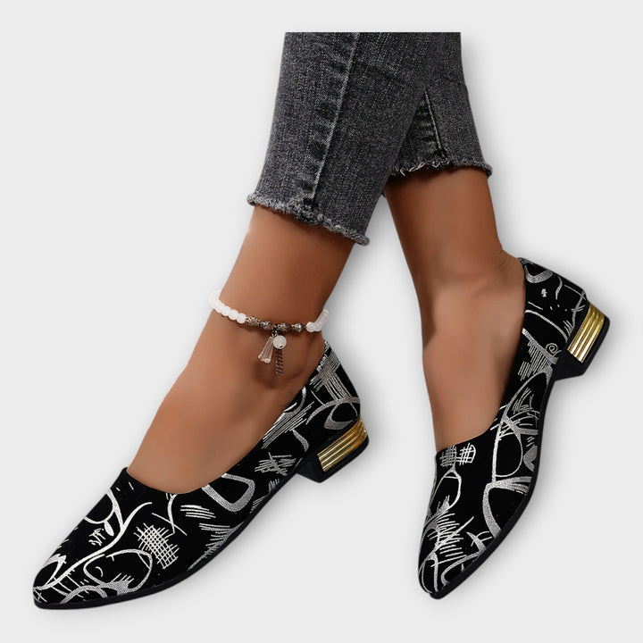 Elegantiškos Balerinos su Išskirtiniais Akcentais