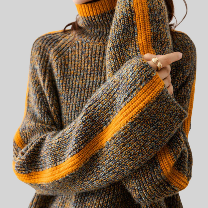 EVA I Aukšto kaklo megztinis