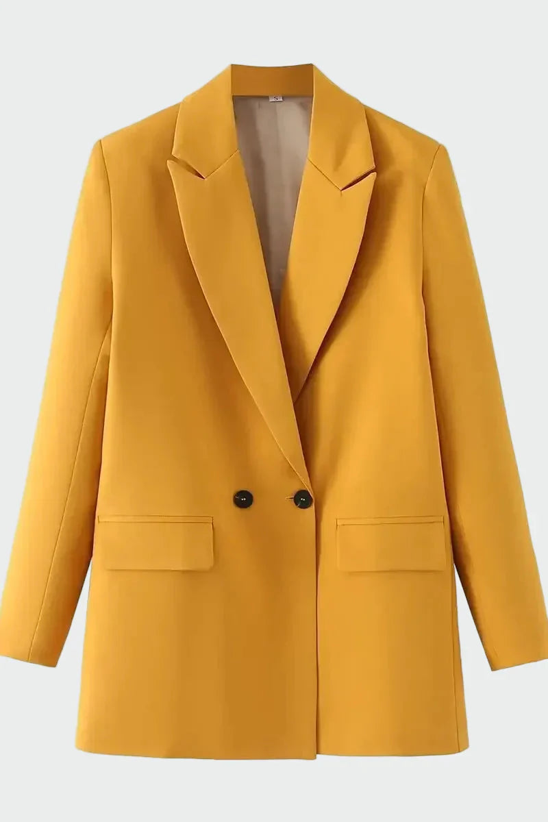 Oversized švarkas su modernia linija