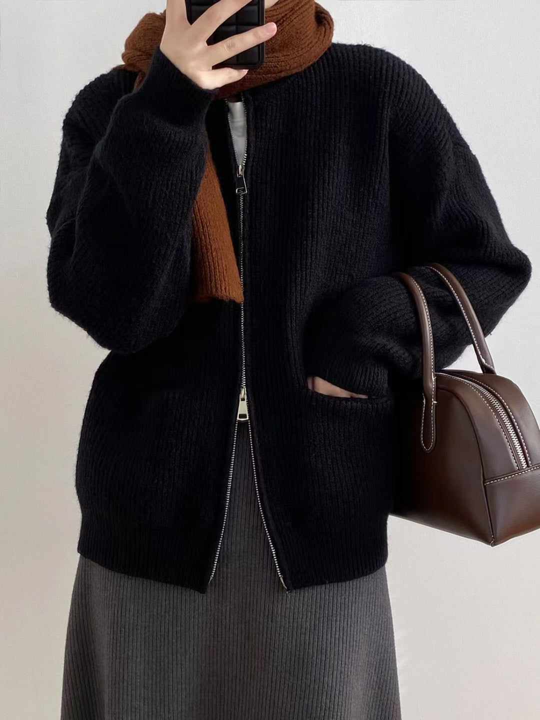 Elodie - Apvalaus Kaklo Megztinis