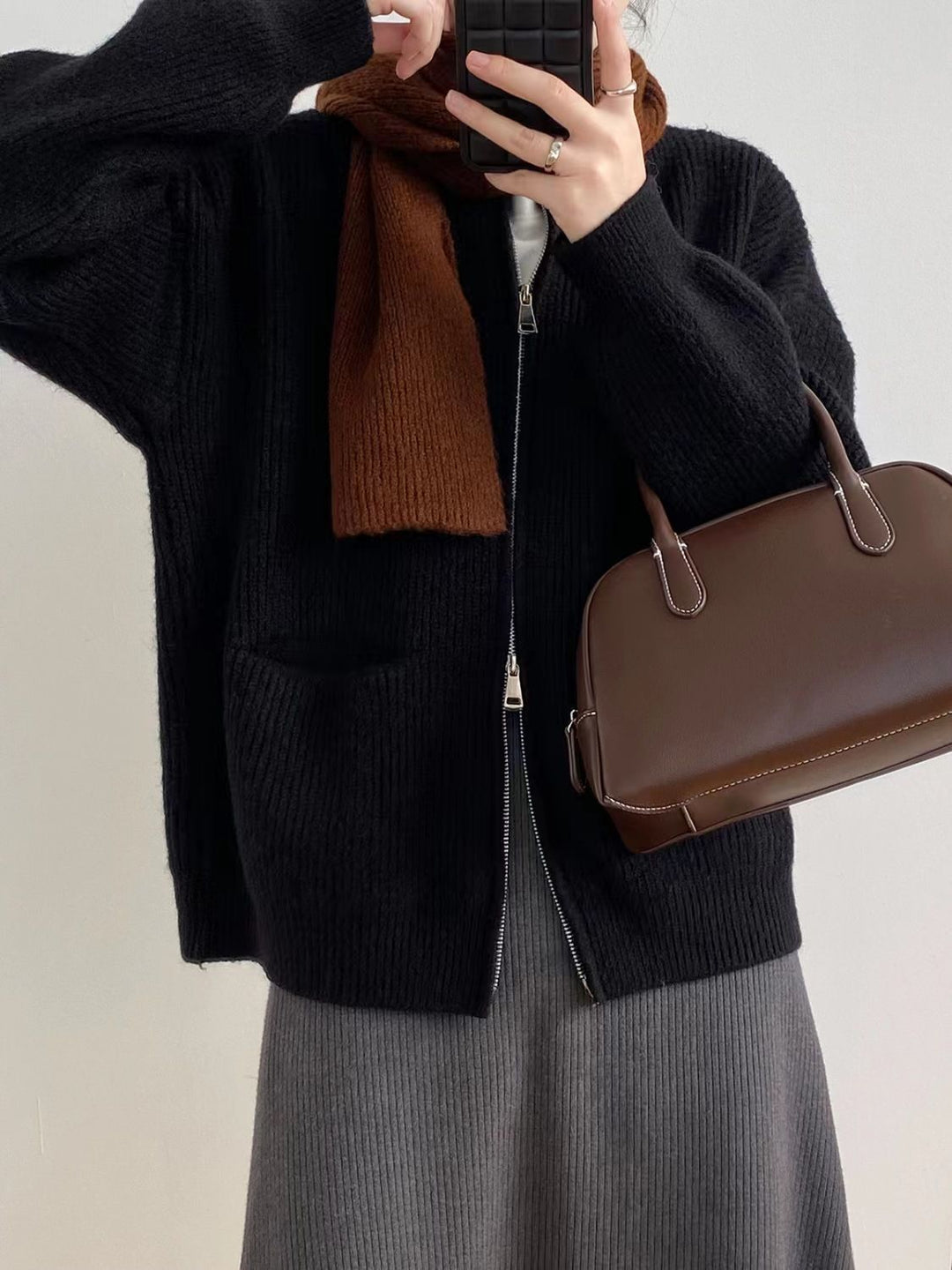 Elodie - Apvalaus Kaklo Megztinis