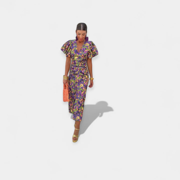 Rankovinė Suknelė su Volanais