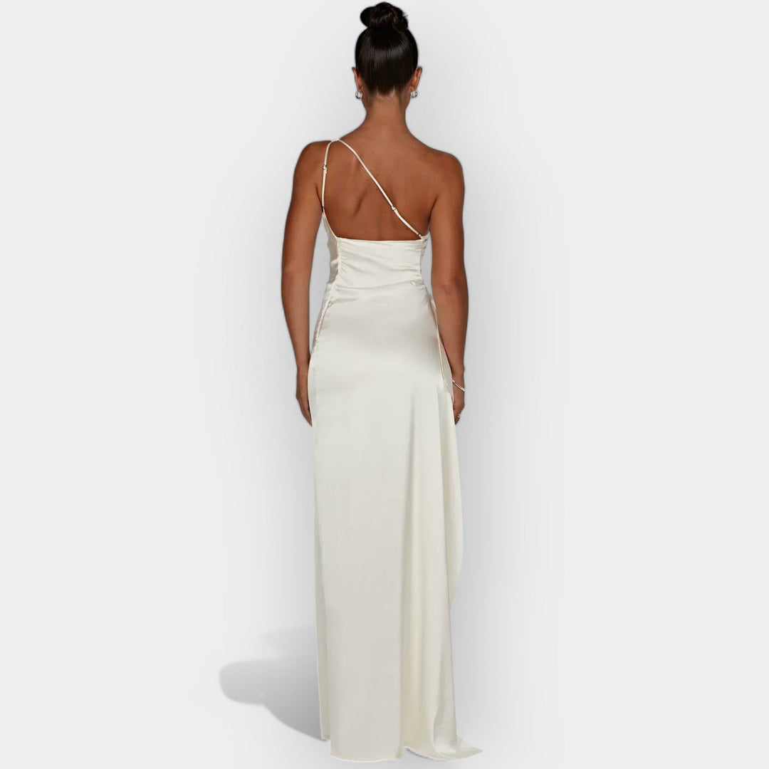 Satino Suknelė Aristokratiškoms Vakarėliams