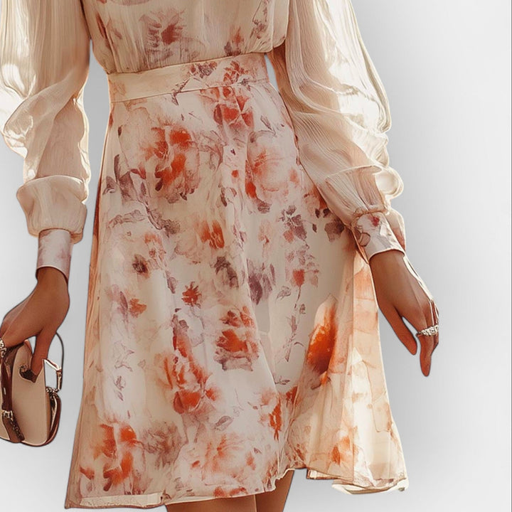 Romantiška Suknelė su Platus Rankovėmis