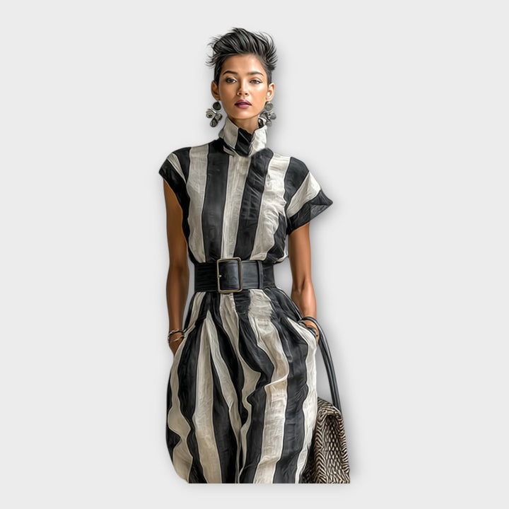 Ilgas jumpsuit su išskirtine elegancija