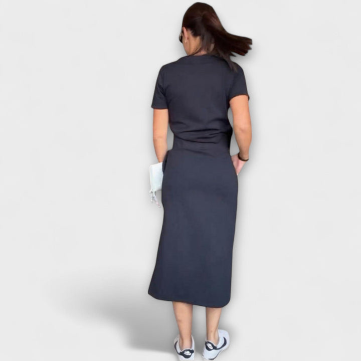 Danielle - Elegantiškas V-žirklės viršus su sijonu