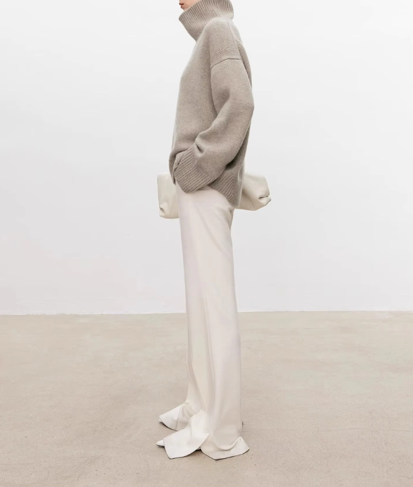 ELIANA I Aukšto kaklo megztinis